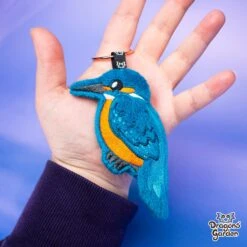 ITH Kingfisher Bird Charm Embroidery Pattern(Ith Kingfisher Bird Charm Embroidery Pattern) -Dragons' Garden Dragons Garden KingfisherCharmPlush4