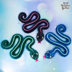 Garter Snake Plushie(Garter Snake Plushie)