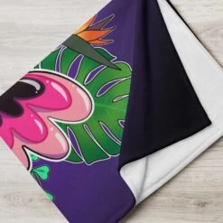 Bird Dragon | Mingo The Flamingo | Fluffy Throw Blanket(Bird Dragon Mingo The Flamingo Fluffy Throw Blanket) -Dragons' Garden bird dragon mingo the flamingo fluffy throw blanket blanket dragons garden 516616
