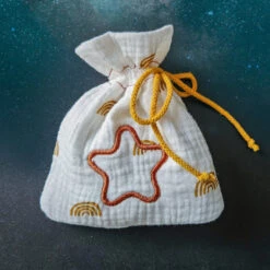 ITH Drawstring Bag Embroidery Pattern(Ith Drawstring Bag Embroidery Pattern) -Dragons' Garden drawstring bag 2