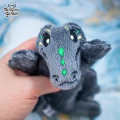 ITH Sobek Egyptian Crocodile Plush Embroidery Pattern(Ith Sobek Egyptian Crocodile Plush Embroidery Pattern) -Dragons' Garden ith sobek egyptian crocodile plush embroidery pattern pattern dragons garden 408580