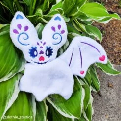 ITH Sugar Skull Bat Plushie Embroidery Pattern(Ith Sugar Skull Bat Plushie Embroidery Pattern) -Dragons' Garden ith sugar skull bat plushie embroidery pattern pattern dragons garden 474728