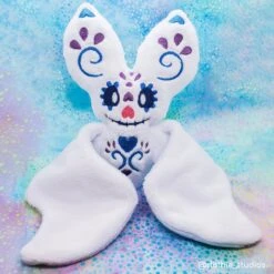 ITH Sugar Skull Bat Plushie Embroidery Pattern(Ith Sugar Skull Bat Plushie Embroidery Pattern) -Dragons' Garden ith sugar skull bat plushie embroidery pattern pattern dragons garden 942890