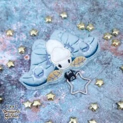 ITH Sun Moth Charm(Ith Sun Moth Charm) -Dragons' Garden ith sun moth charm pattern dragons garden patreon 329104