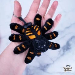ITH Tarantula Spider Charm Plushie Pattern(Ith Tarantula Charm Plushie Pattern) -Dragons' Garden ith tarantula spider charm plushie pattern pattern dragons garden 676157